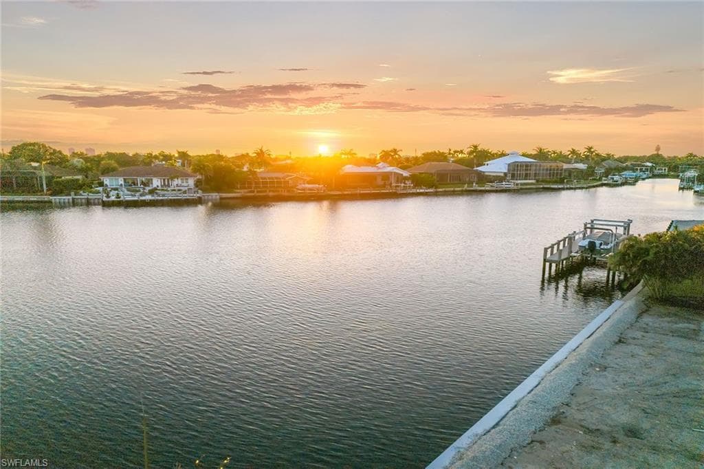 450 Barfield DR MARCO ISLAND, FL 34145