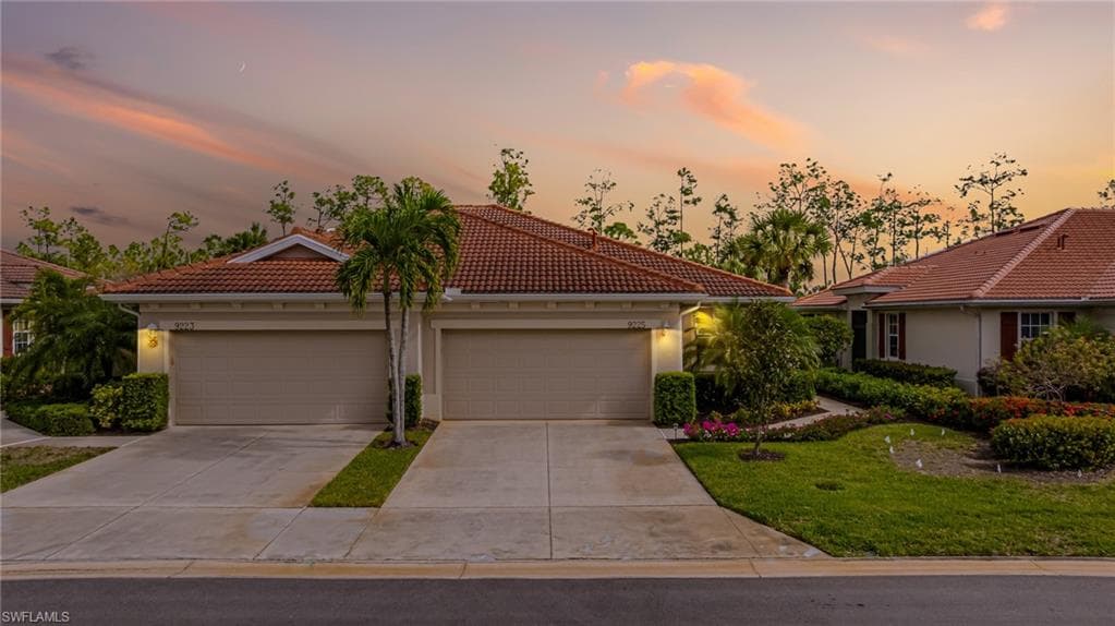 9225 Aviano DR FORT MYERS, FL 33913
