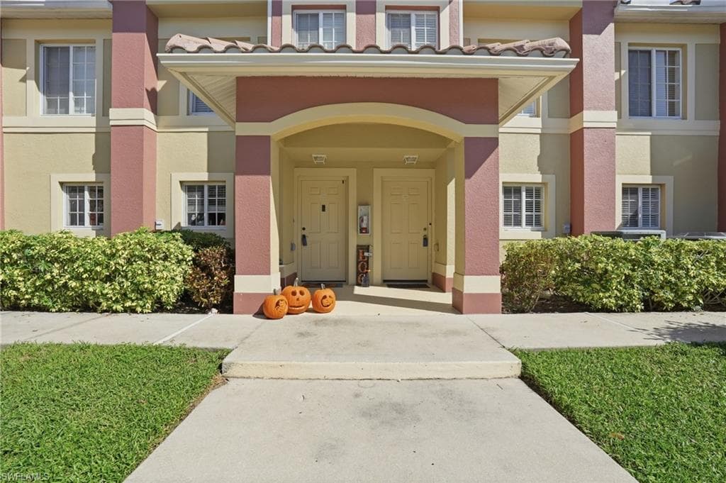 9409 Ivy Brook Run 1306 FORT MYERS, FL 33913