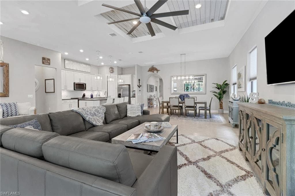 7289 Birchmore ST NAPLES, FL 34109