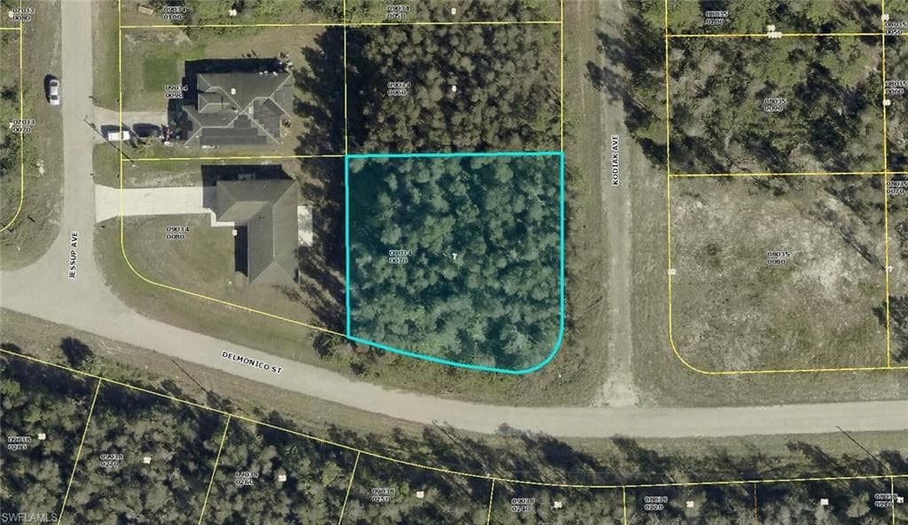 1014 Kodiak AVE LEHIGH ACRES, FL 33974