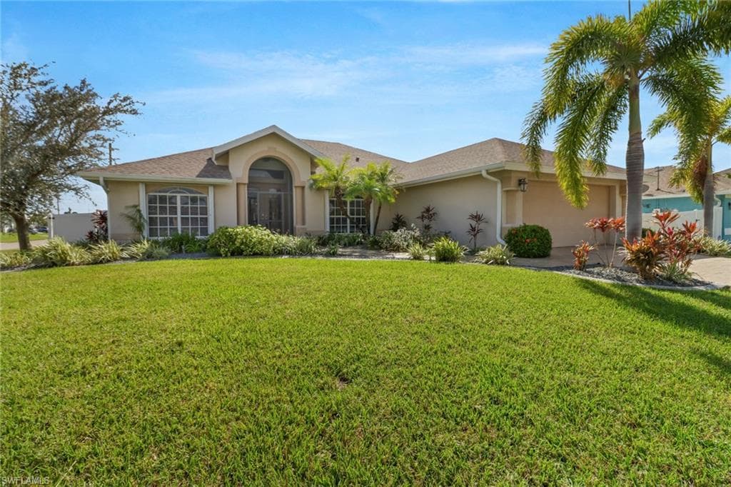 2236 27th ST CAPE CORAL, FL 33914