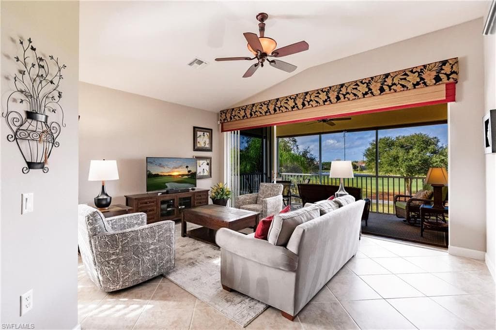 3121 Meandering WAY 201 FORT MYERS, FL 33905