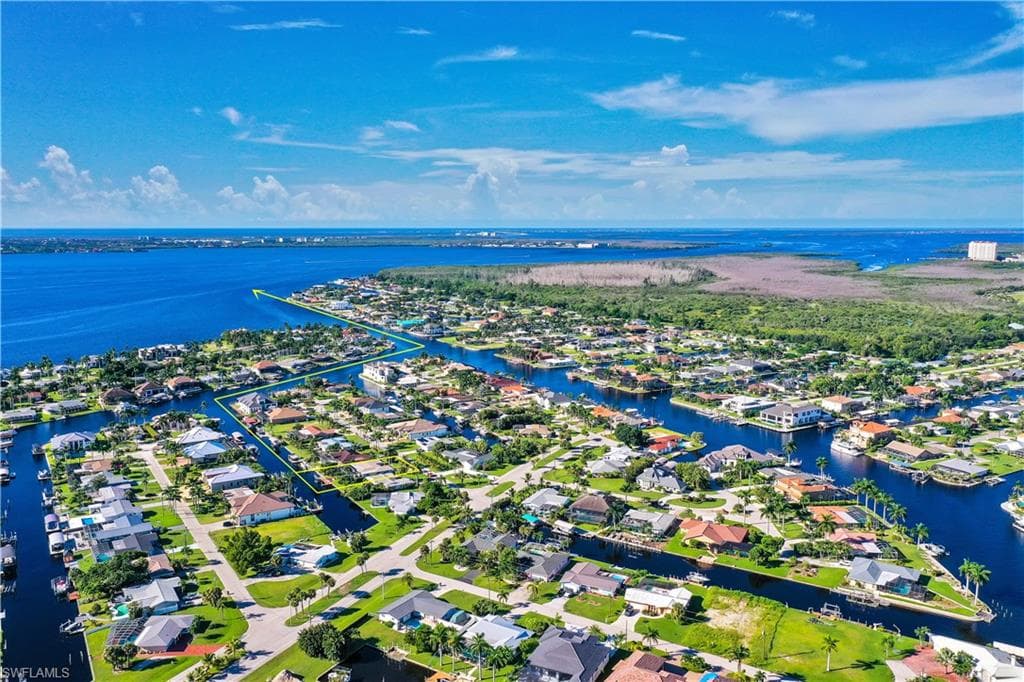5309 Baypoint CT CAPE CORAL, FL 33904