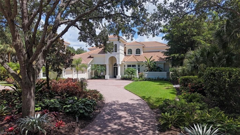 1252 POCANTICO LN NAPLES, FL 34110