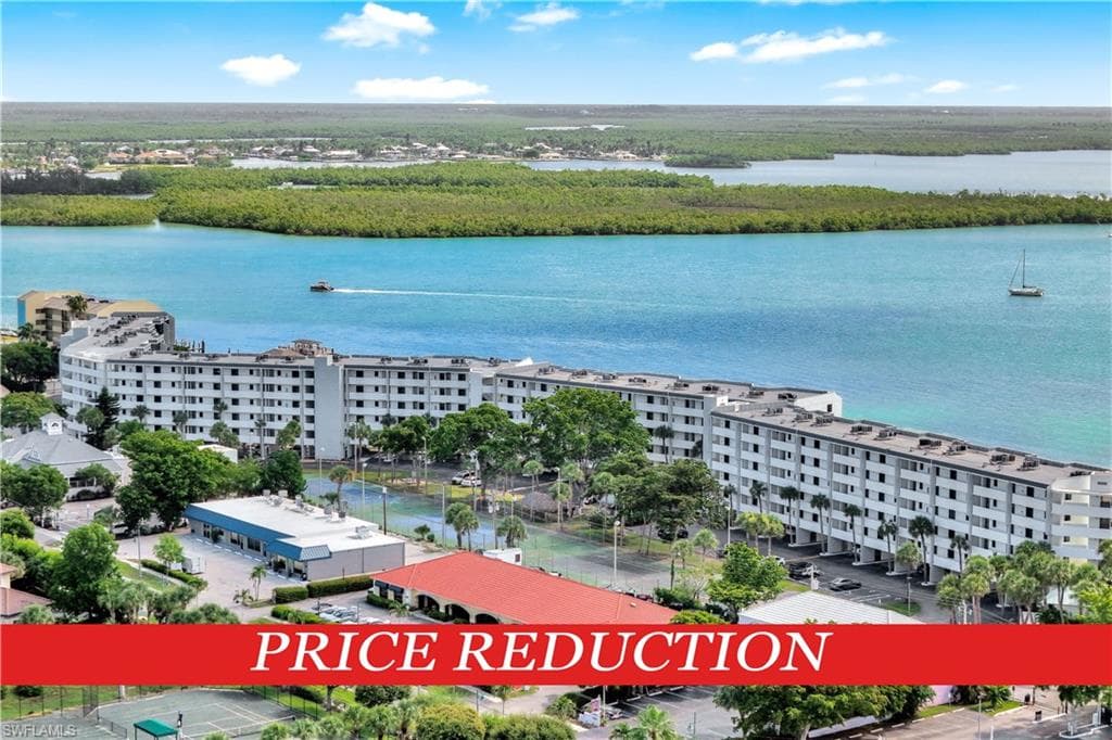 1085 Bald Eagle DR C303 MARCO ISLAND, FL 34145