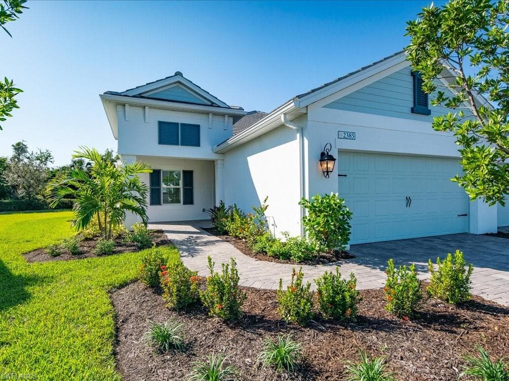 2385 Ariane DR NAPLES, FL 34112