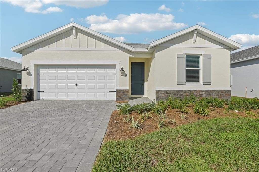 44398 Frontier DR PUNTA GORDA, FL 33982