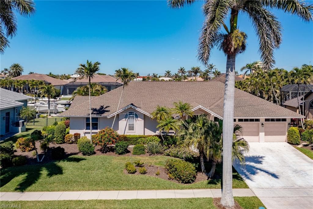828 Giralda CT MARCO ISLAND, FL 34145