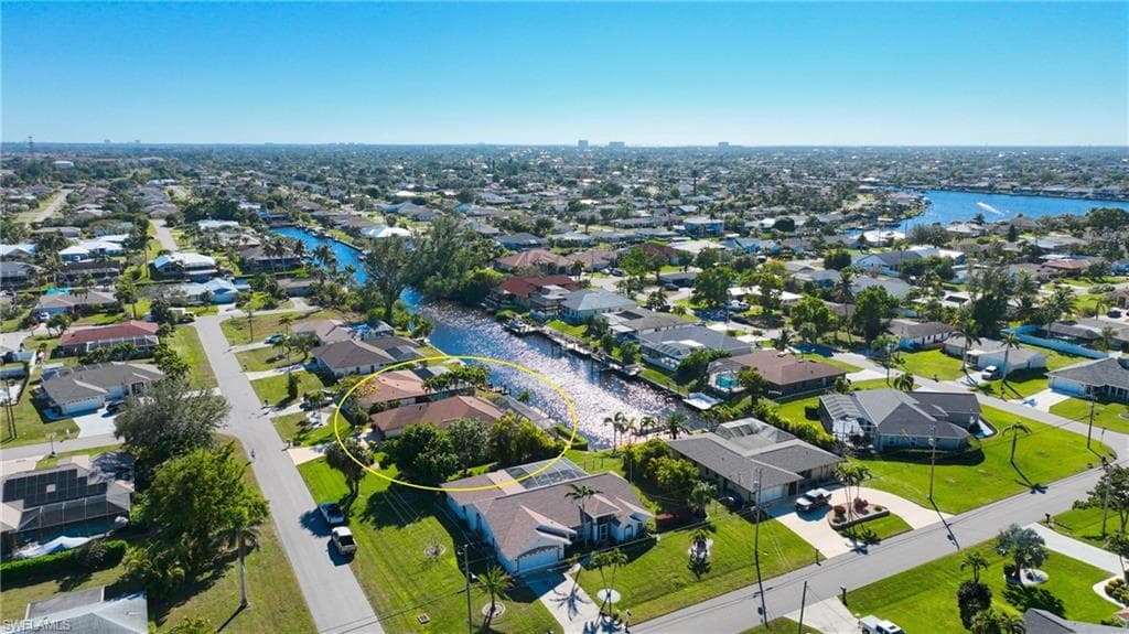 3208 SE 5th AVE CAPE CORAL, FL 33904