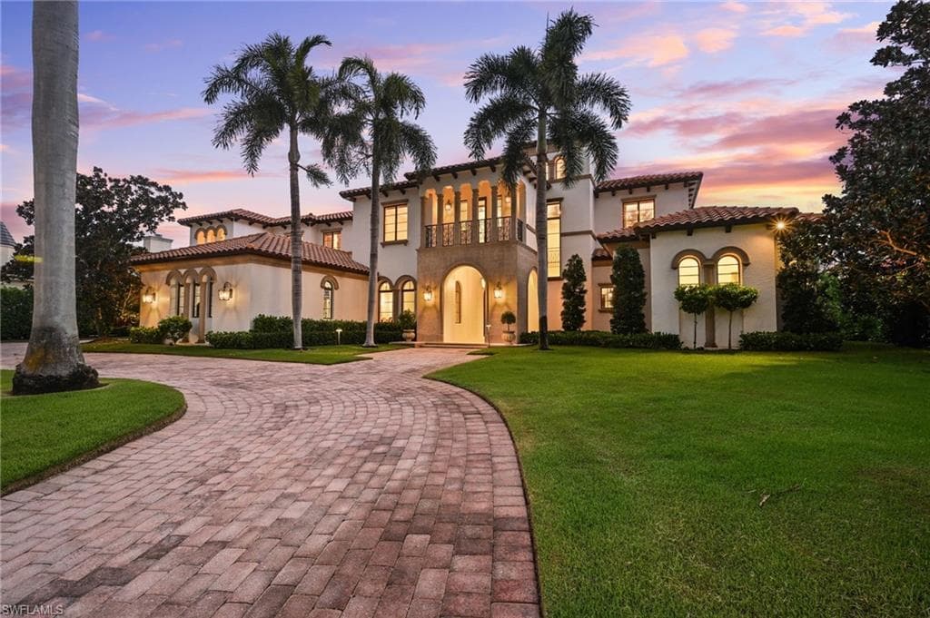 333 Sedgwick CT NAPLES, FL 34108