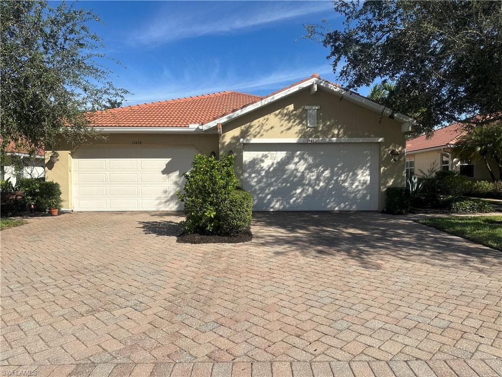 13462 Kent ST NAPLES, FL 34109