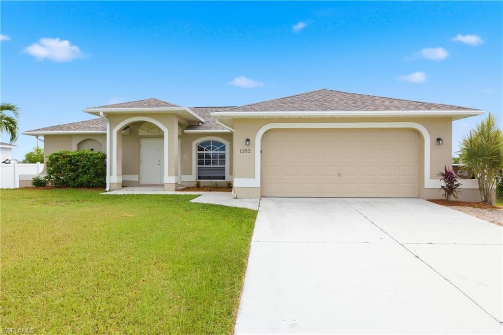 1252 NE 41st ST CAPE CORAL, FL 33909