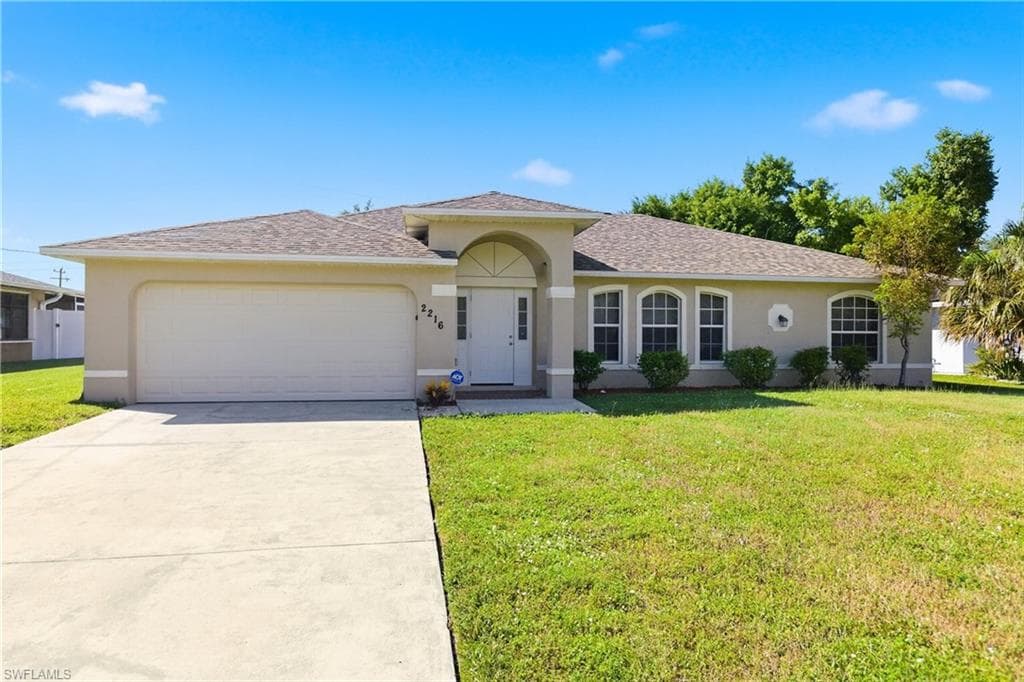 2216 SE 15th PL CAPE CORAL, FL 33990
