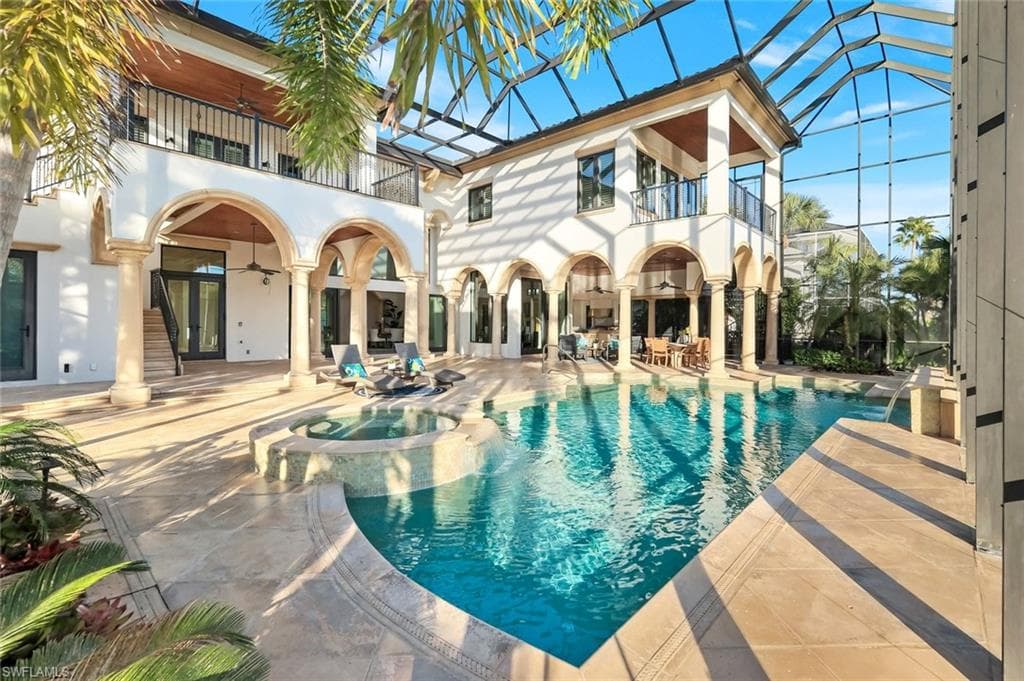 1450 Gulfstar DR S NAPLES, FL 34112