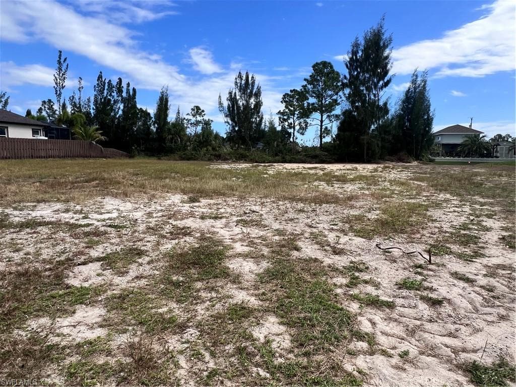 3543 NE 21st AVE CAPE CORAL, FL 33909