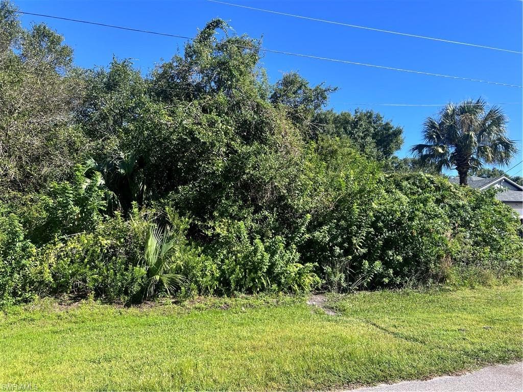 6016 Jadestone AVE FORT MYERS, FL 33905