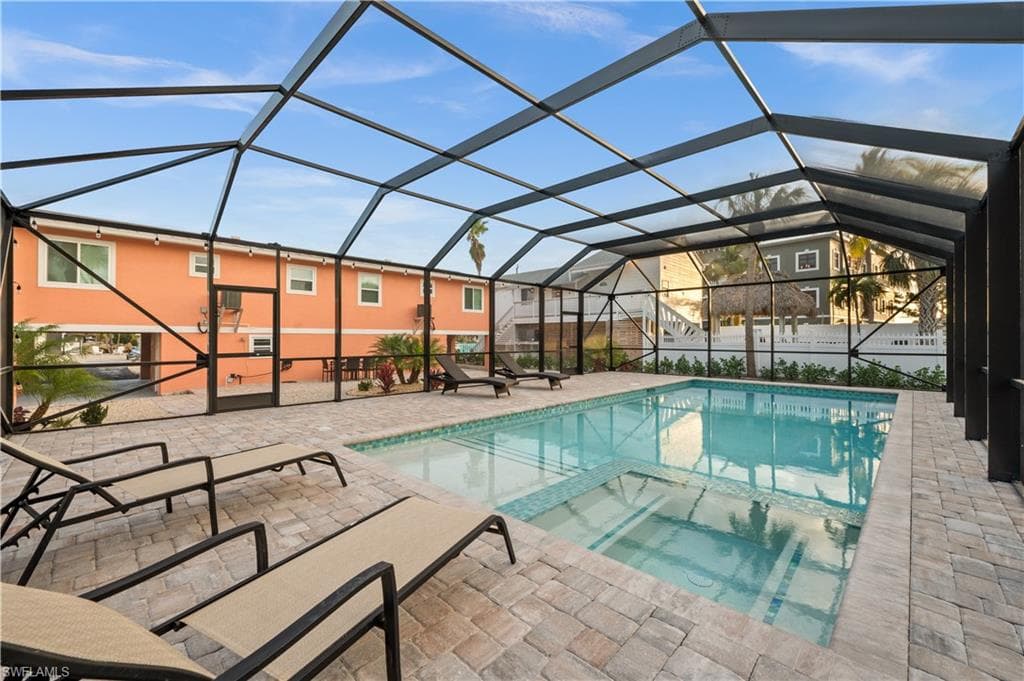 113/115 Bahia VIA FORT MYERS BEACH, FL 33931
