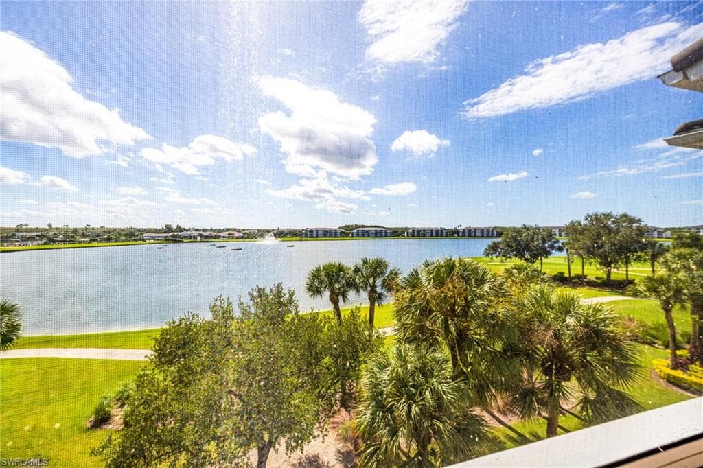 8086 Queen Palm LN 341 FORT MYERS, FL 33966