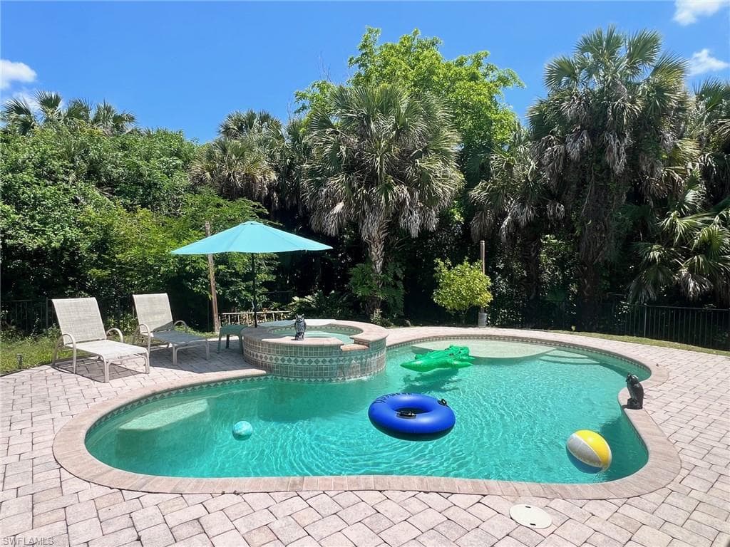 921 16th AVE SW NAPLES, FL 34117