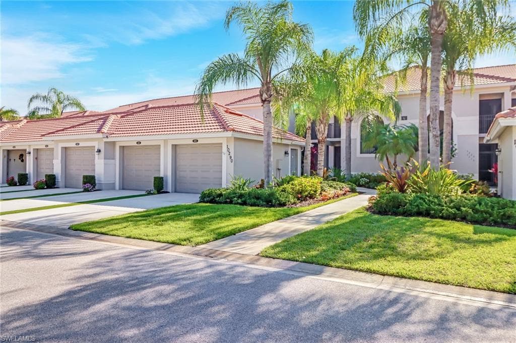 10270 Heritage Bay BLVD 3422 NAPLES, FL 34120