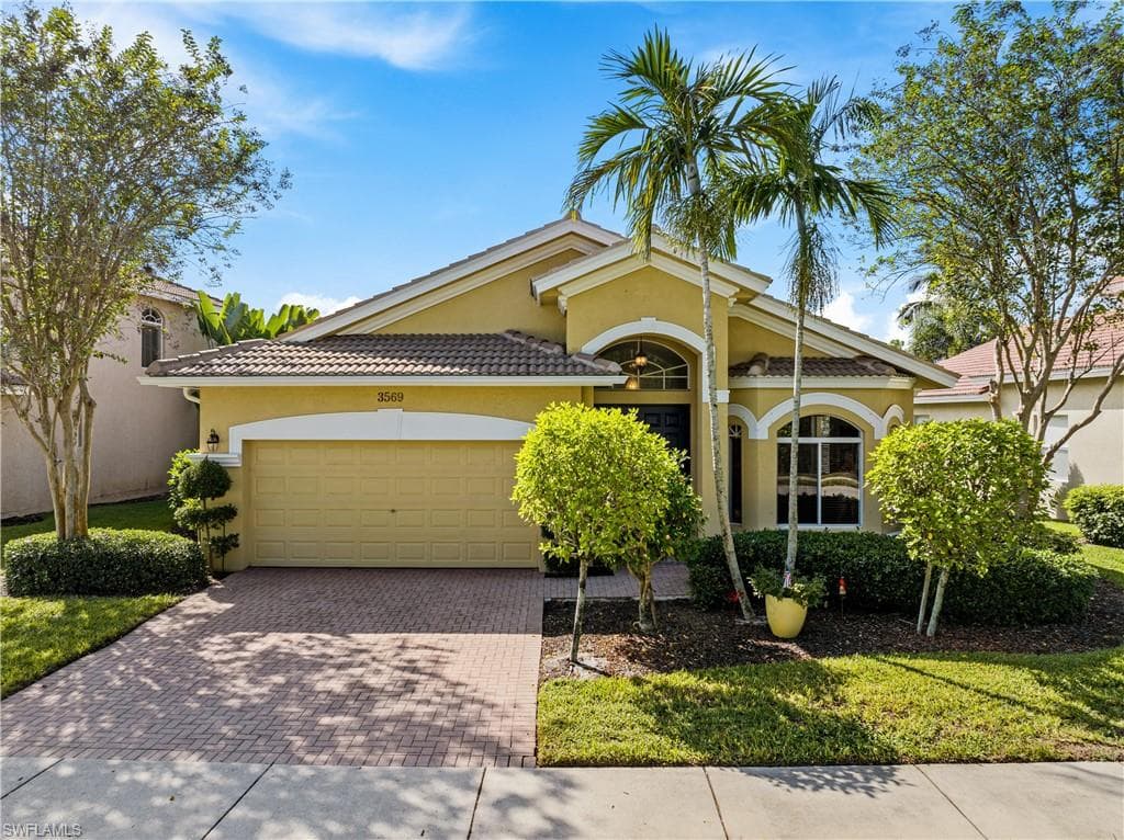 3569 Malagrotta CIR CAPE CORAL, FL 33909