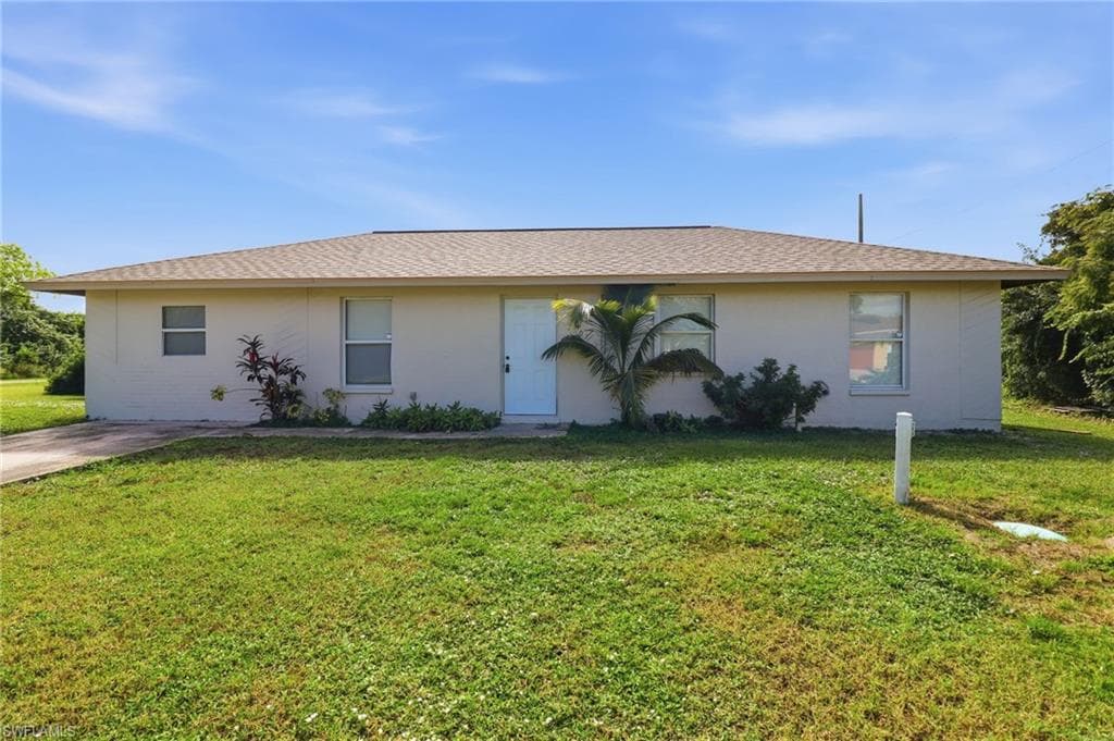 3301 2nd ST W LEHIGH ACRES, FL 33971