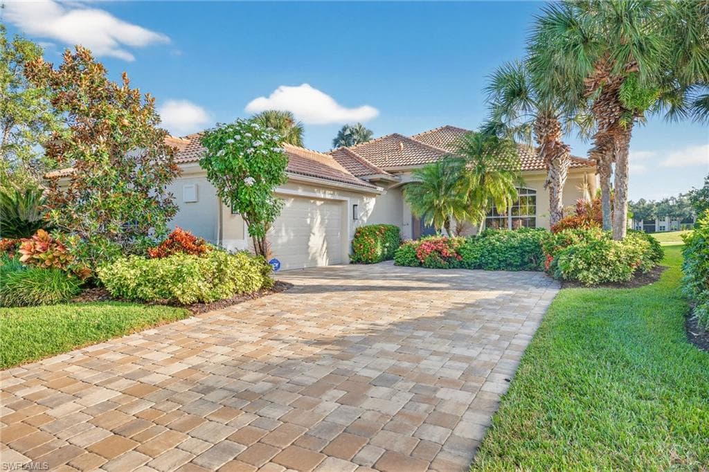21888 Masters CIR ESTERO, FL 33928