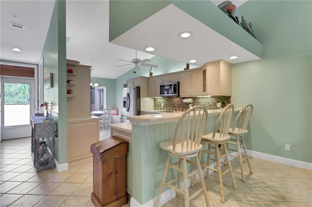 2375 Hidden Lake DR 4404 NAPLES, FL 34112