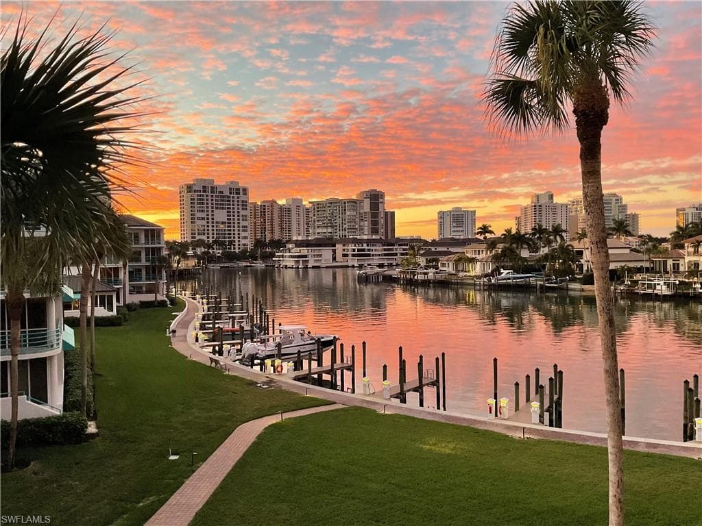 355 Park Shore DR 1-134 NAPLES, FL 34103