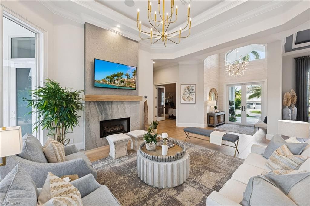 470 17th AVE S NAPLES, FL 34102