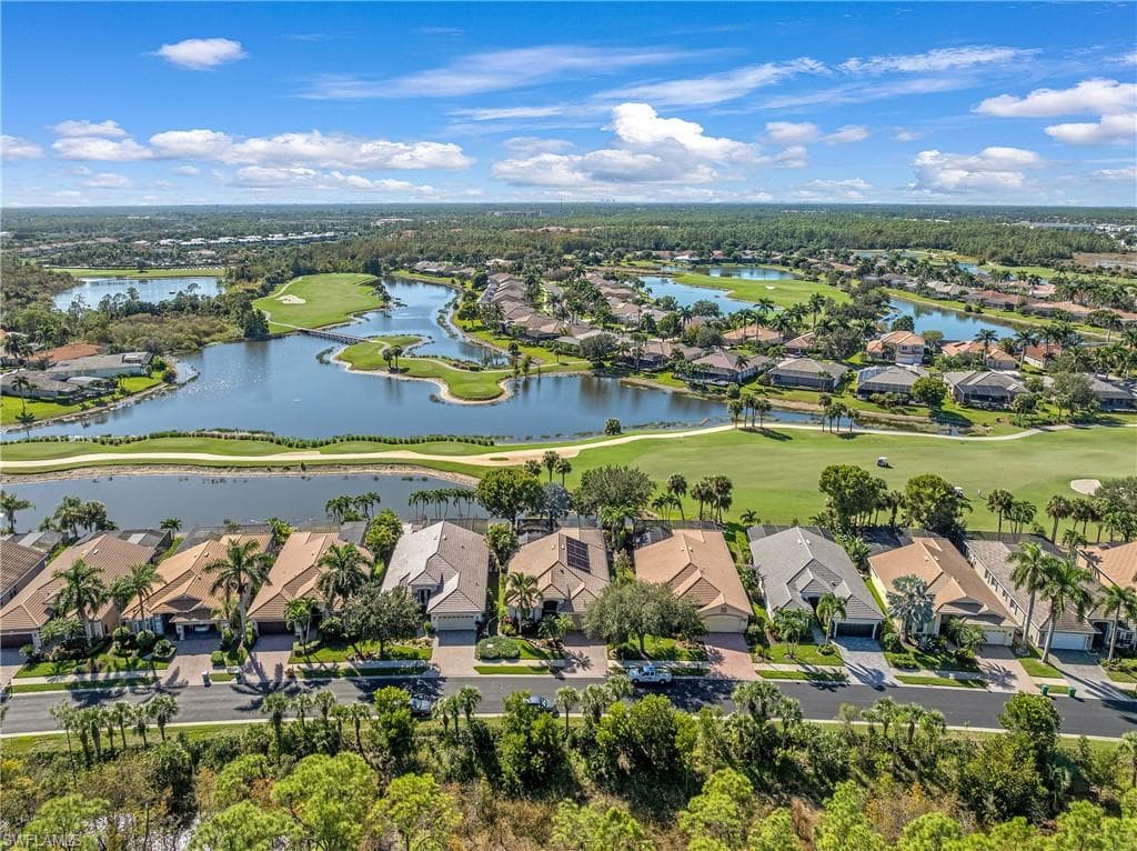 4923 Cerromar DR NAPLES, FL 34112