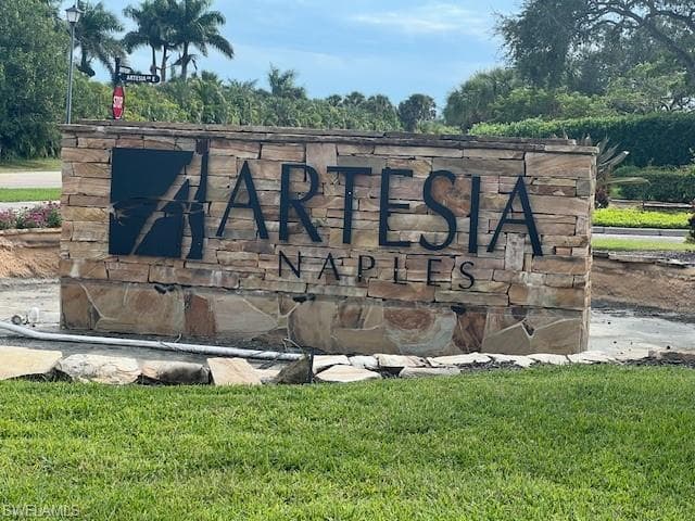 1367 Artesia DR NAPLES, FL 34113