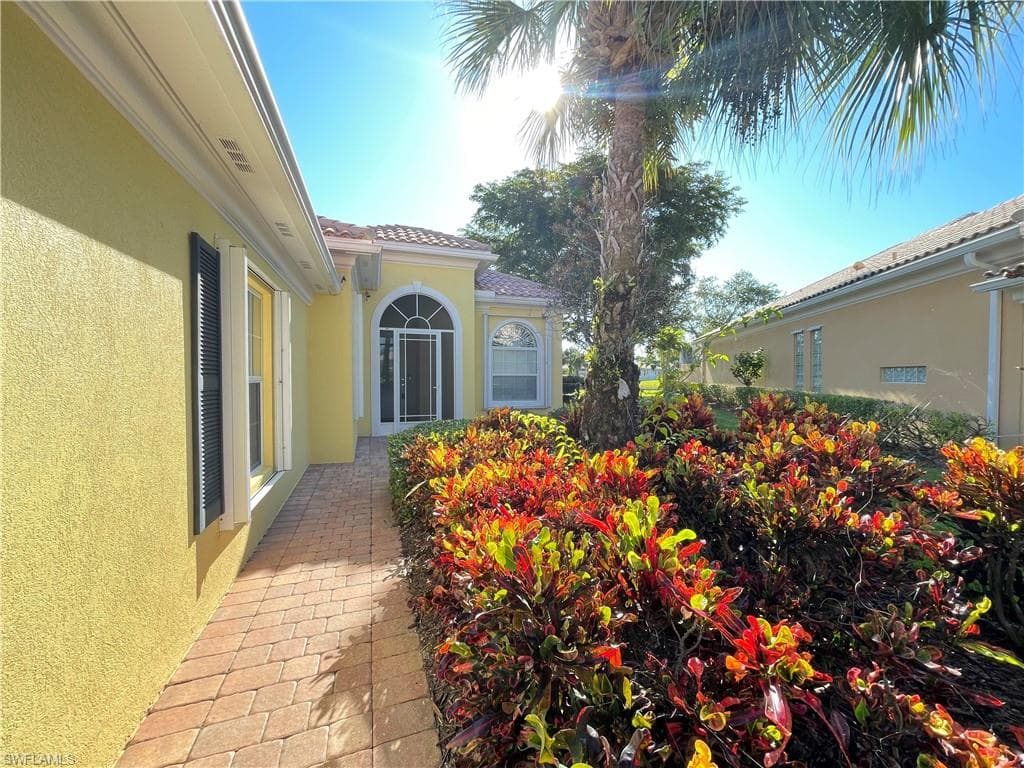 7304 Carducci CT NAPLES, FL 34114