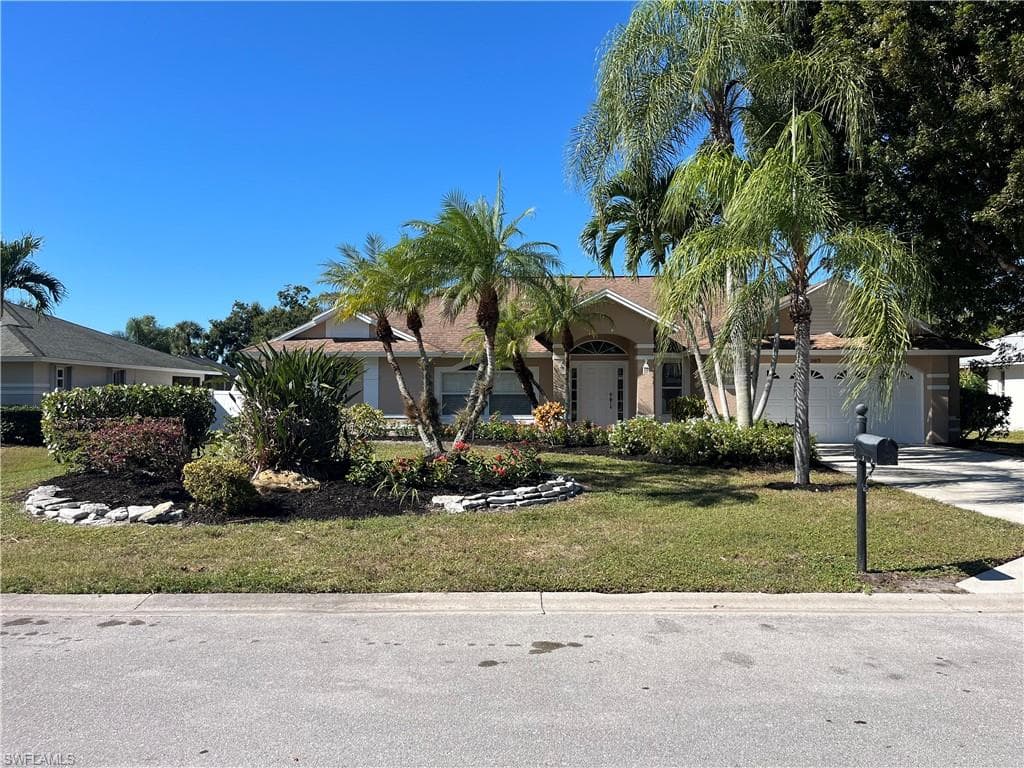 385 Ashbury WAY NAPLES, FL 34110