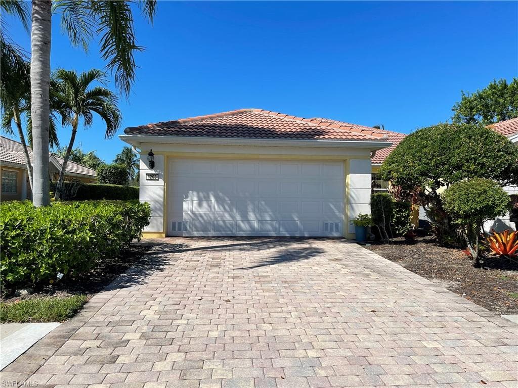 7203 Salerno CT NAPLES, FL 34114