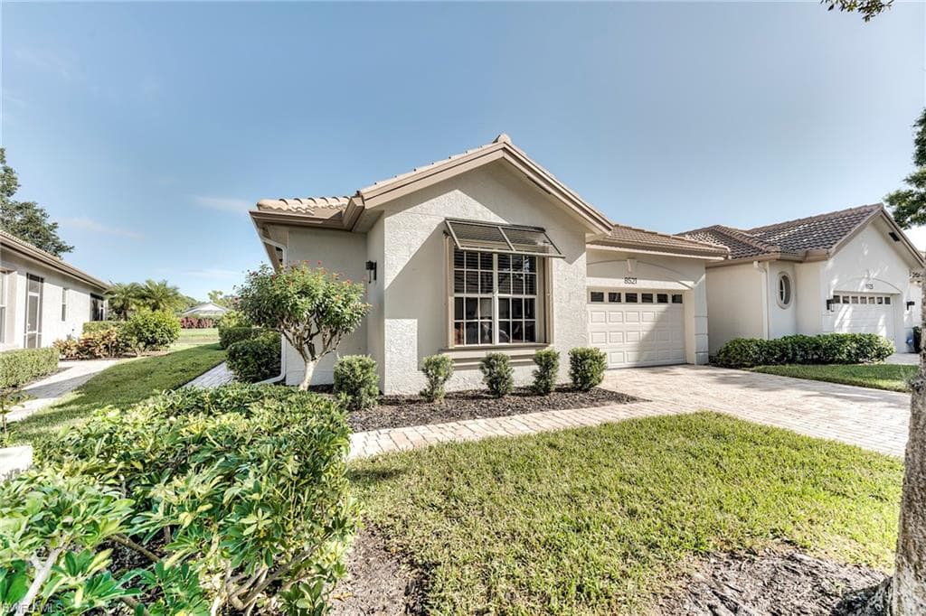 8521 Fairway Bend ESTERO, FL 33967