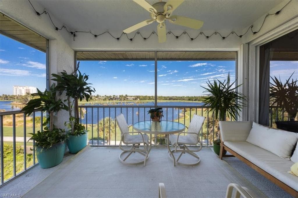 4130 Bayhead DR 301 BONITA SPRINGS, FL 34134
