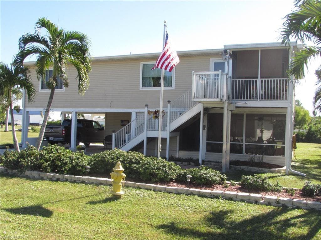 13632 Banyan DR BOKEELIA, FL 33922