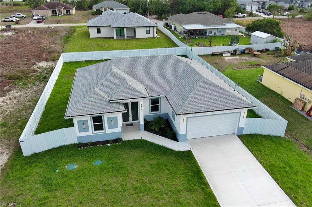 3807 3RD ST SW LEHIGH ACRES, FL 33976