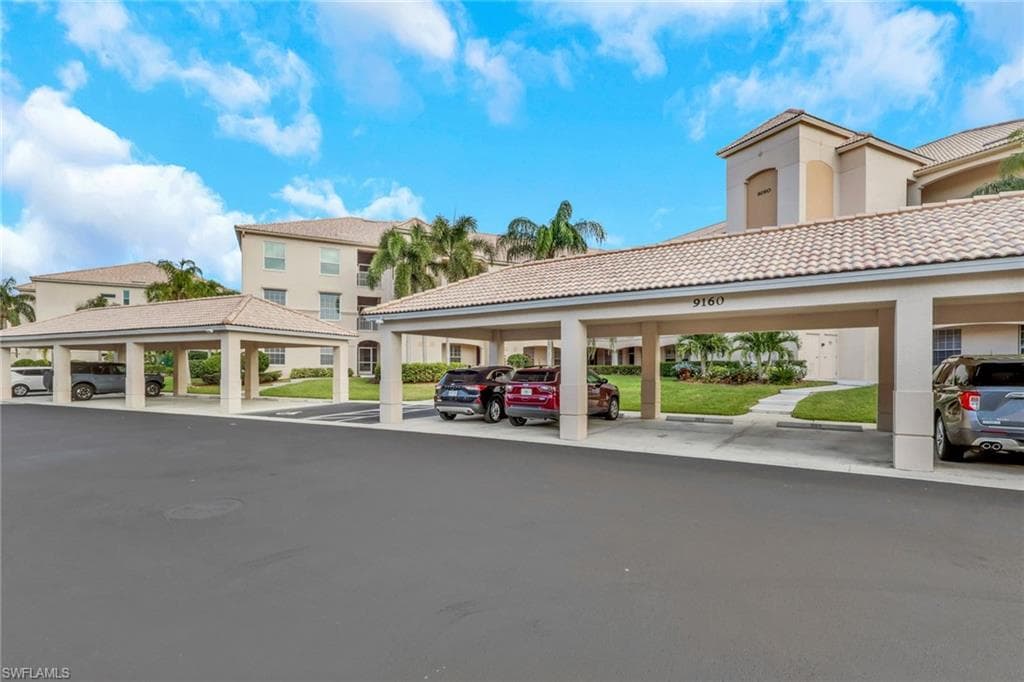 9160 Southmont CV 102 FORT MYERS, FL 33908