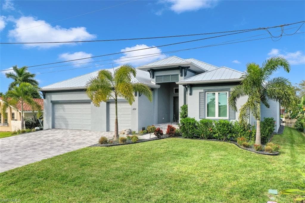 1131 Lucerne AVE CAPE CORAL, FL 33904