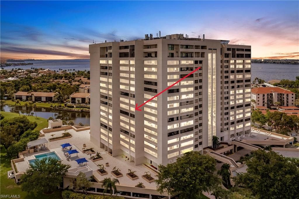 5260 S Landings DR 802 FORT MYERS, FL 33919