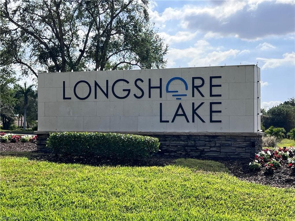 10915 Fieldfair DR NAPLES, FL 34119