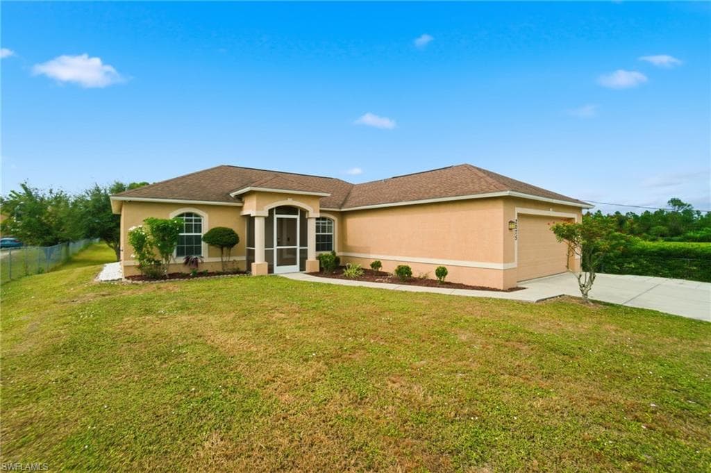 2075 Desoto BLVD N NAPLES, FL 34120