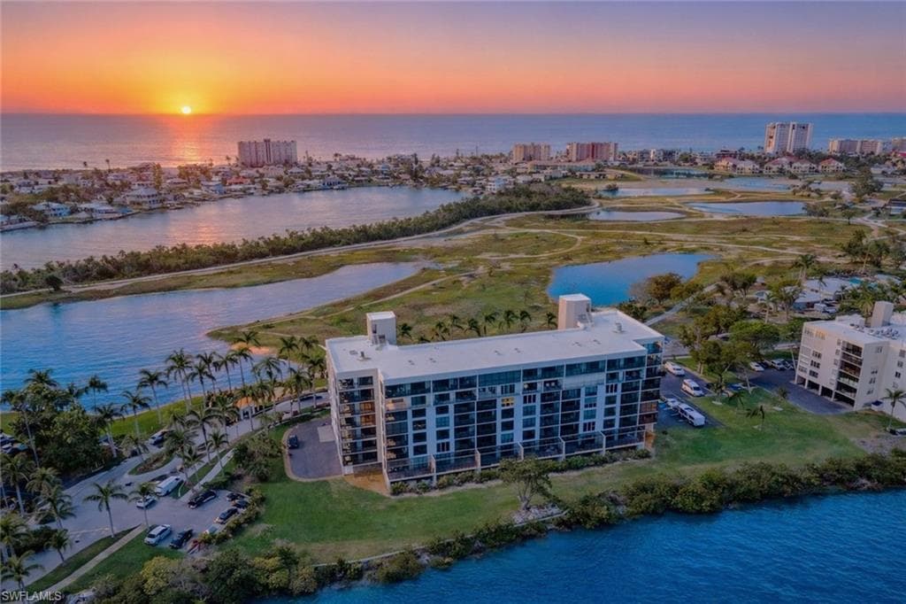 4203 Bay Beach LN 4D FORT MYERS BEACH, FL 33931