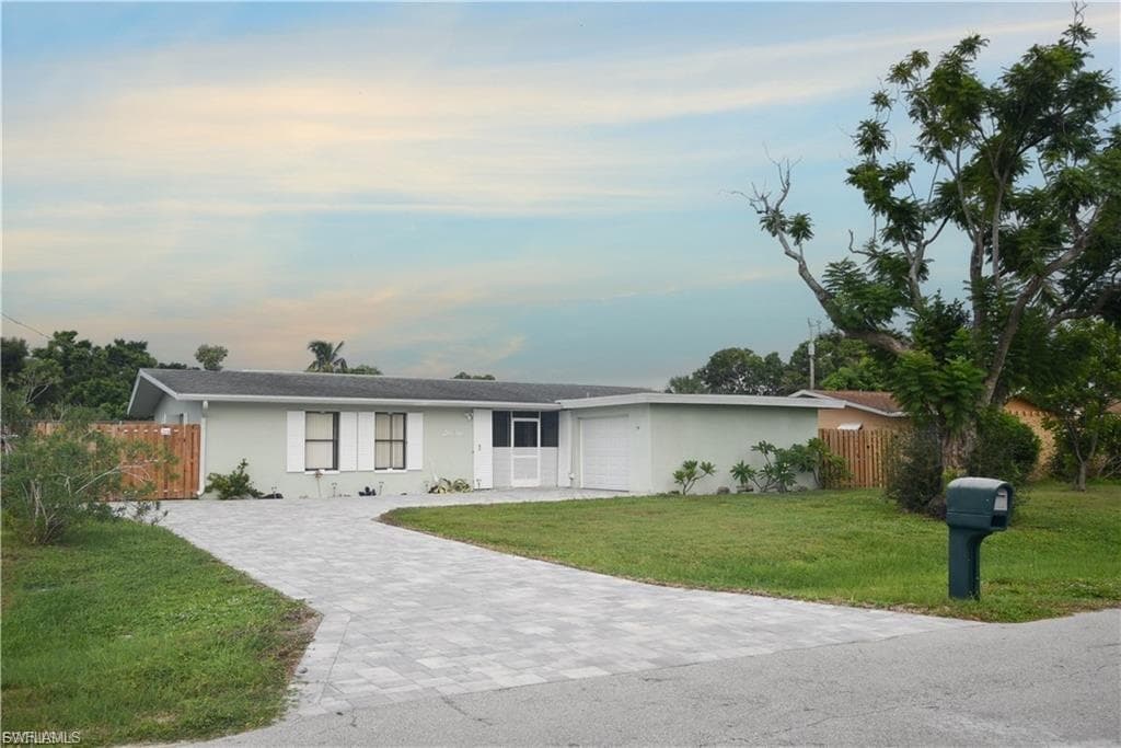 2636 SE 18th AVE CAPE CORAL, FL 33904