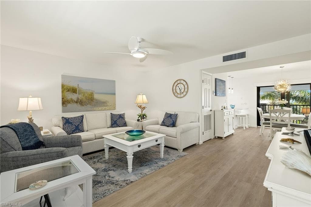 788 Park Shore DR D32 NAPLES, FL 34103