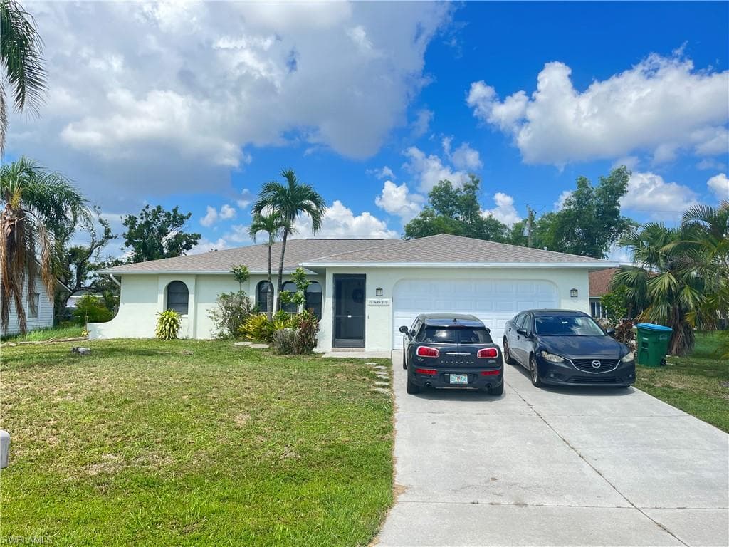 801 SW 10th PL CAPE CORAL, FL 33991