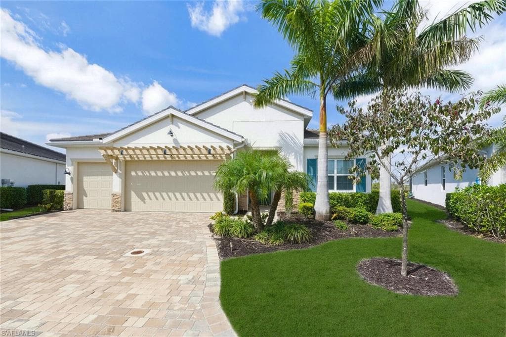 28053 CAPTIVA SHELL LOOP BONITA SPRINGS, FL 34135